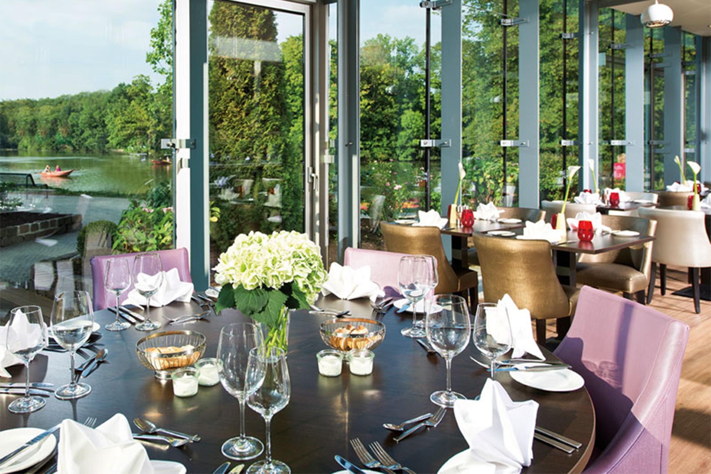 Leonardo Royal Hotel Koeln - Am Stadtwald מראה חיצוני תמונה