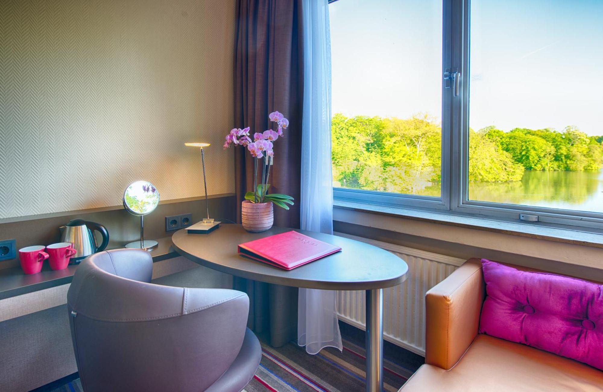 Leonardo Royal Hotel Koeln - Am Stadtwald מראה חיצוני תמונה