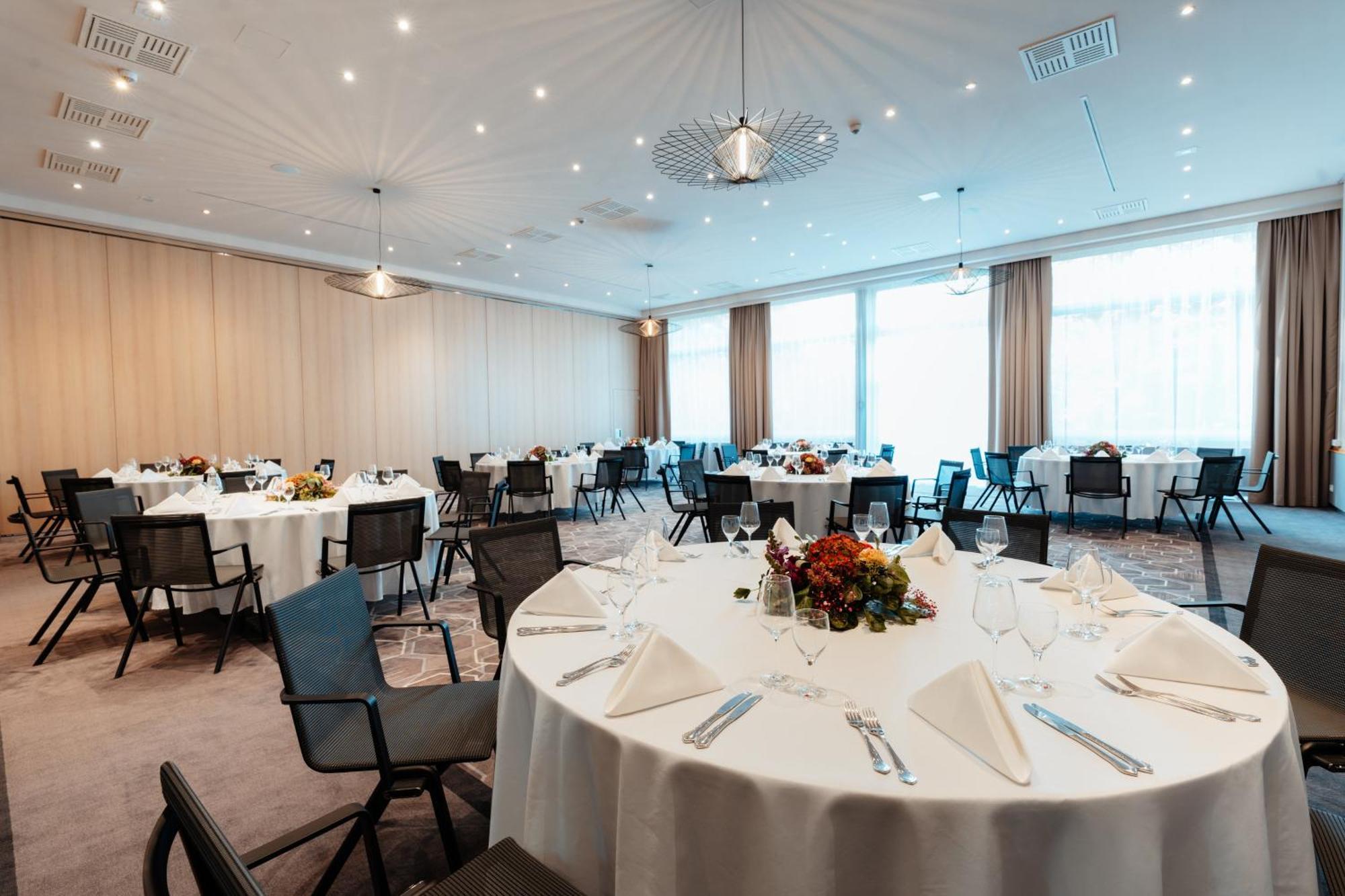 Leonardo Royal Hotel Koeln - Am Stadtwald מראה חיצוני תמונה